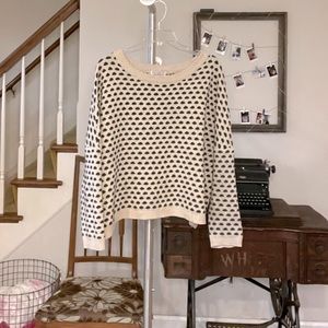 Sweater with black dot or shell knit detail